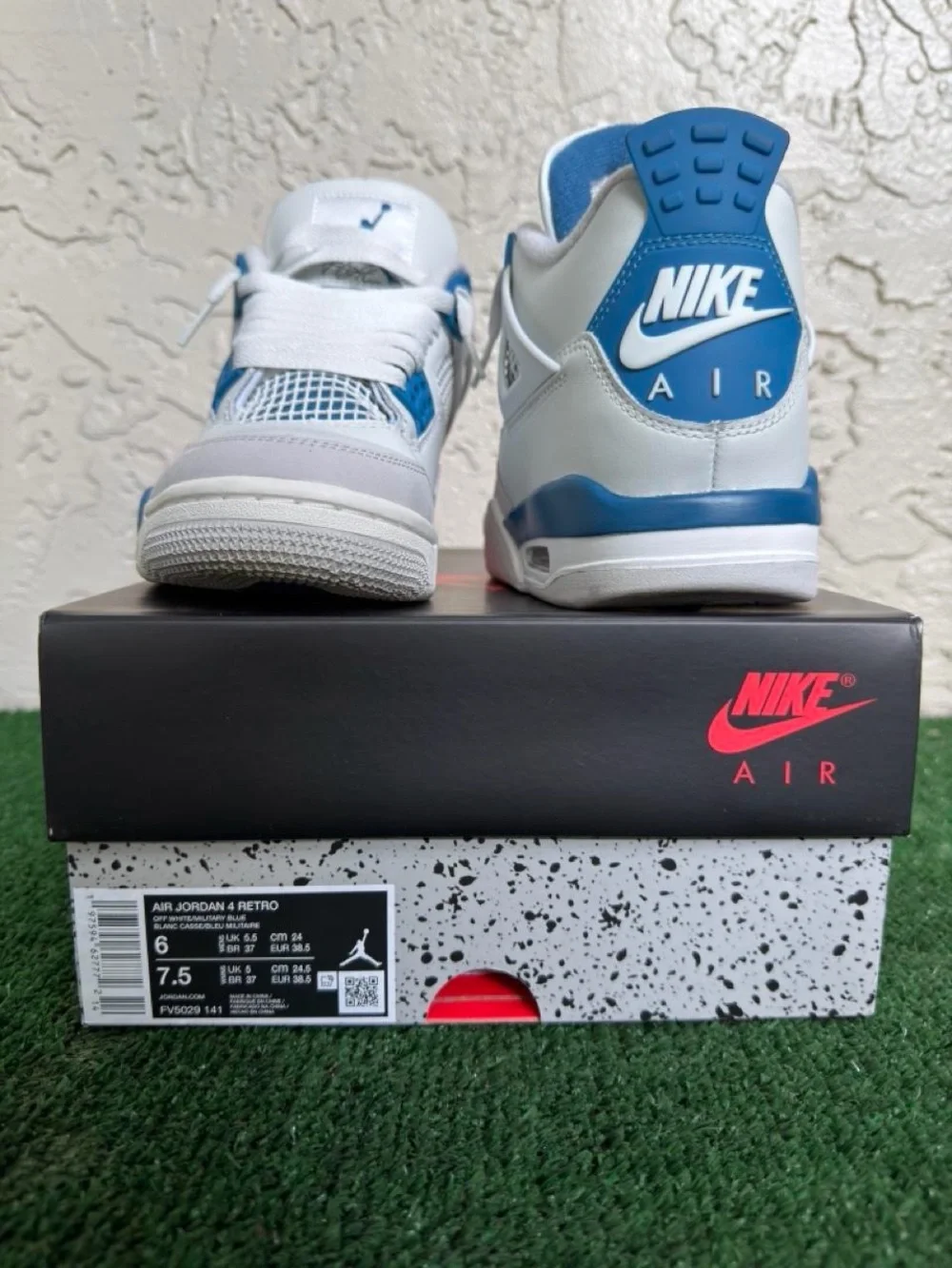 Air Jordan 4 Men's White and Blue Retro Sneakers